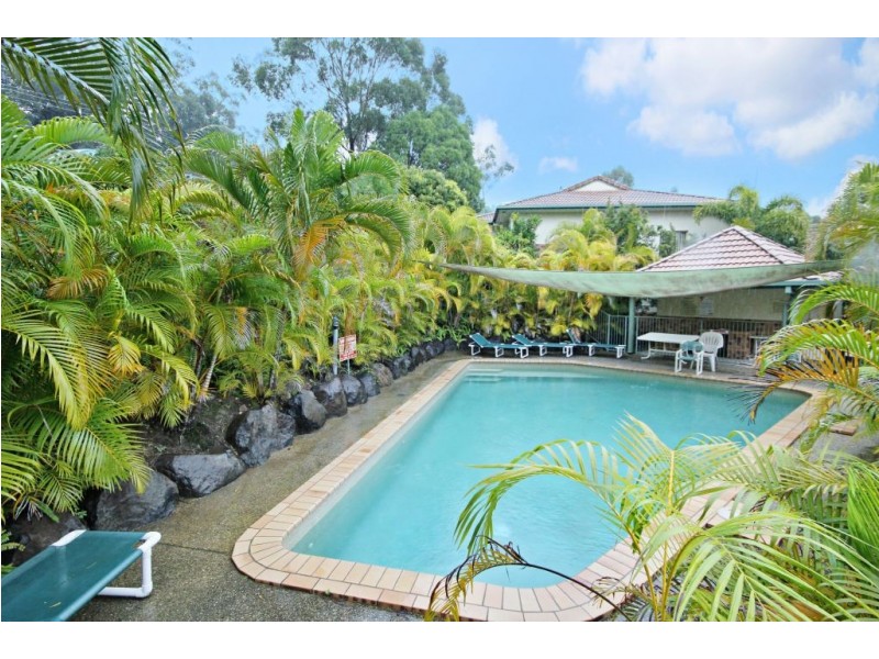 21/15 Simpsons Road, Elanora QLD 4221