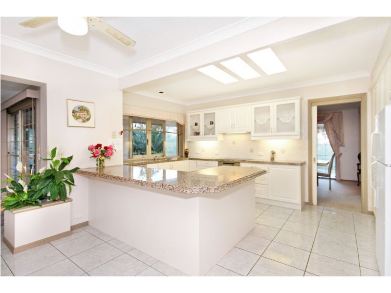 85 Birdlife Court, Nerang QLD 4211