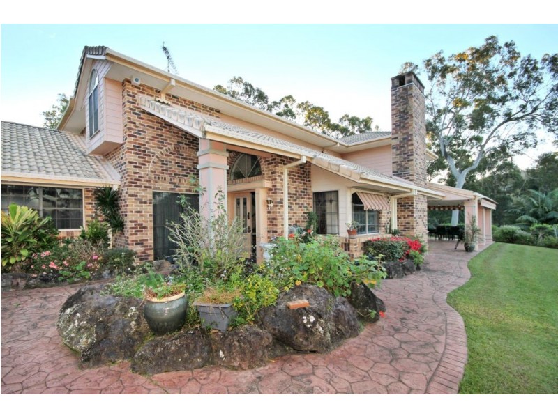 85 Birdlife Court, Nerang QLD 4211