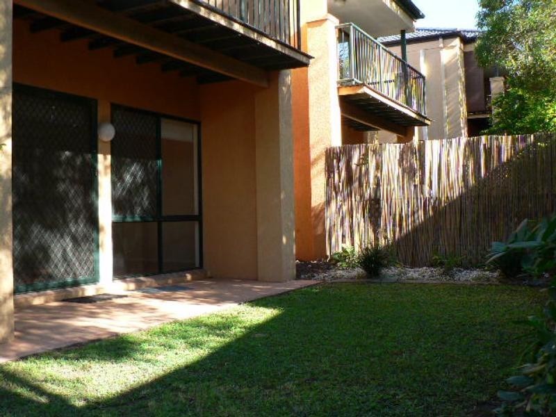 15/120 Highfield Drive, Merrimac QLD 4226