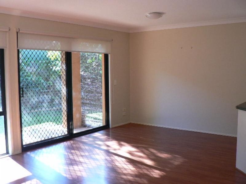 15/120 Highfield Drive, Merrimac QLD 4226