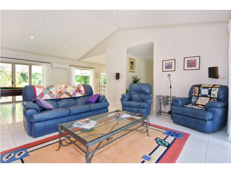 14 Valhalla Ct, Tallai QLD 4213