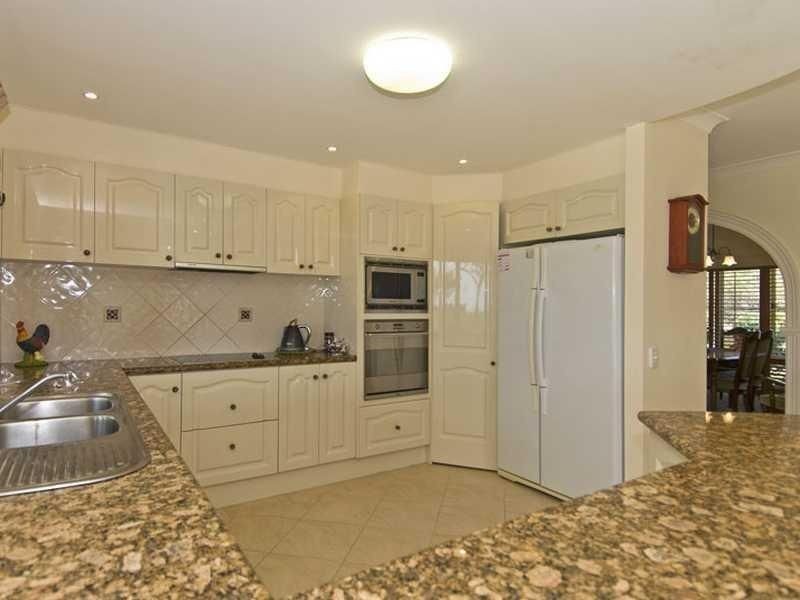 286 Chesterfield Drive, Bonogin QLD 4213