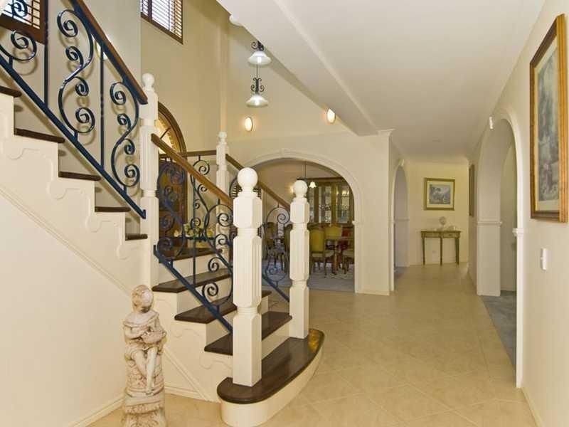 286 Chesterfield Drive, Bonogin QLD 4213