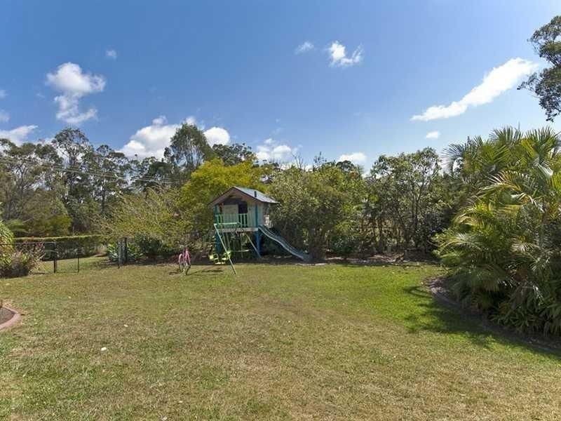 286 Chesterfield Drive, Bonogin QLD 4213