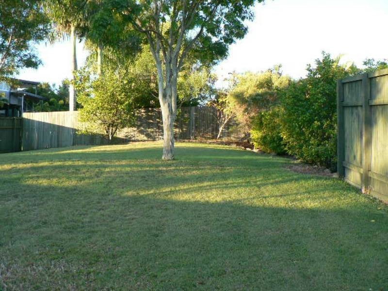 22 Nabarlek Drive, Worongary QLD 4213