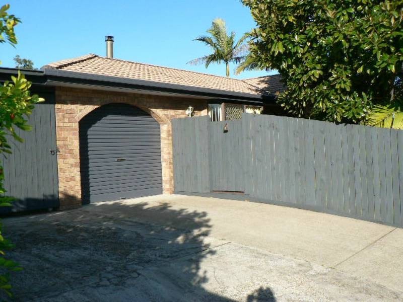22 Nabarlek Drive, Worongary QLD 4213