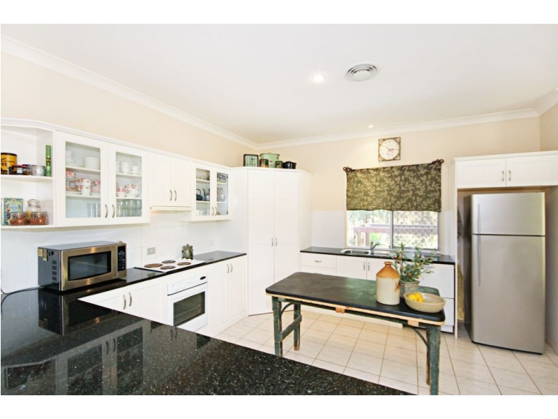 15 Waterfall Way, Tallai QLD 4213