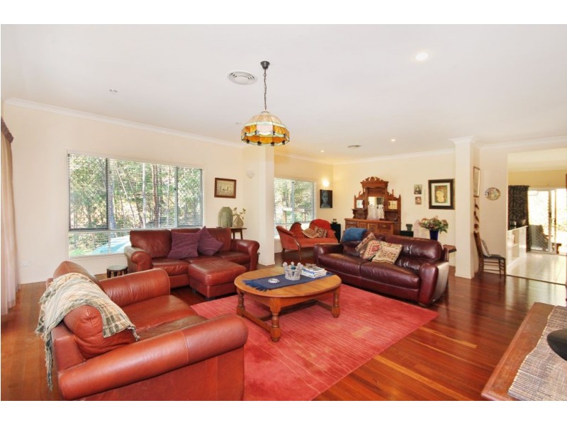 15 Waterfall Way, Tallai QLD 4213