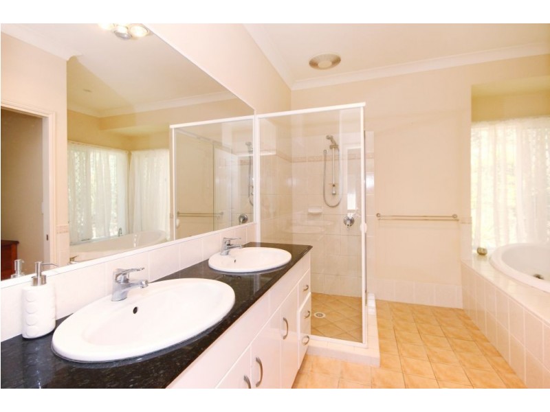 15 Waterfall Way, Tallai QLD 4213