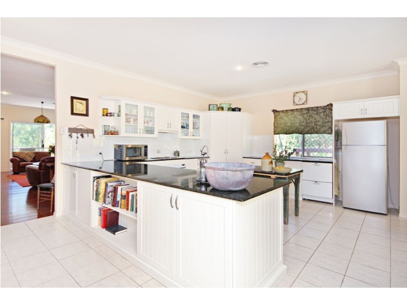 15 Waterfall Way, Tallai QLD 4213