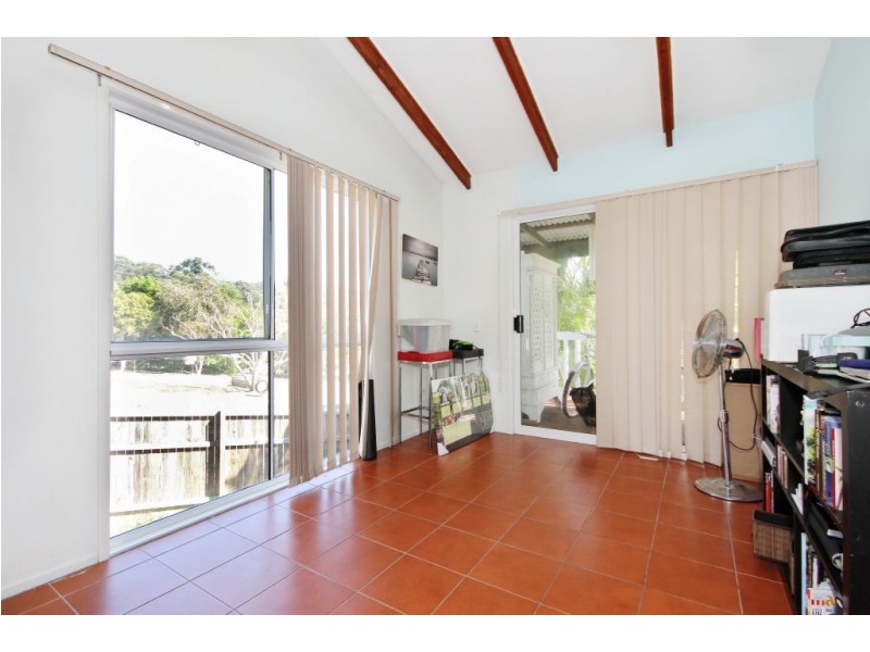 116 Wallandra Rd, Mudgeeraba QLD 4213
