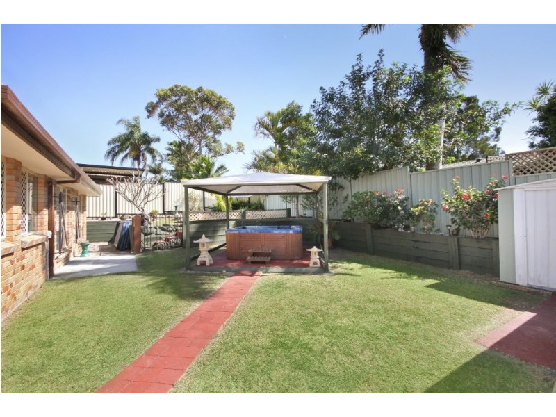 5 Soma Ct, Mudgeeraba QLD 4213