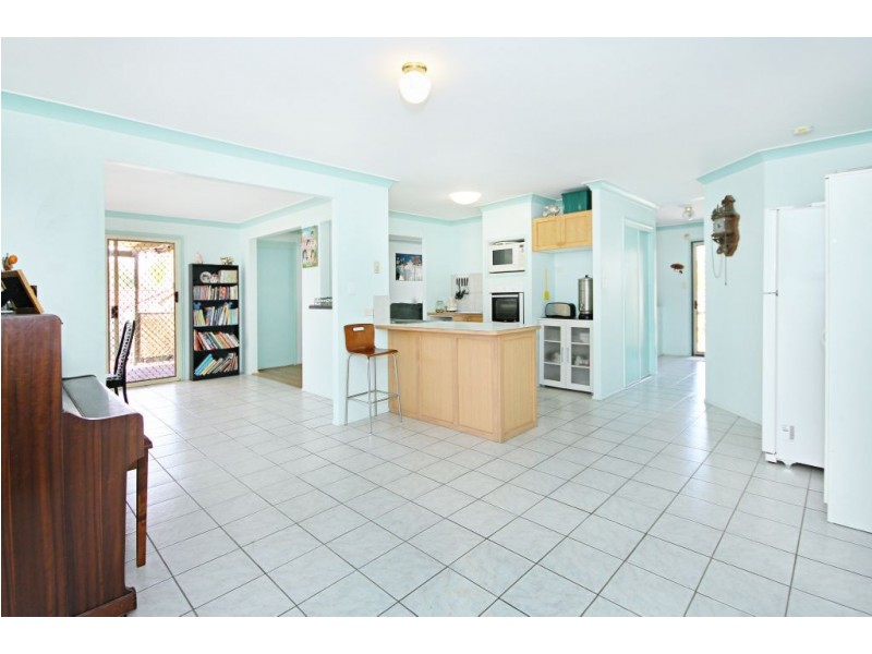 5 Soma Ct, Mudgeeraba QLD 4213