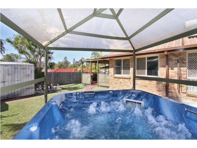 5 Soma Ct, Mudgeeraba QLD 4213
