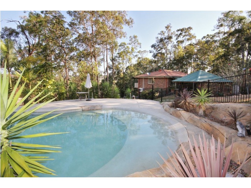 12 Haylett Court, Tallai QLD 4213