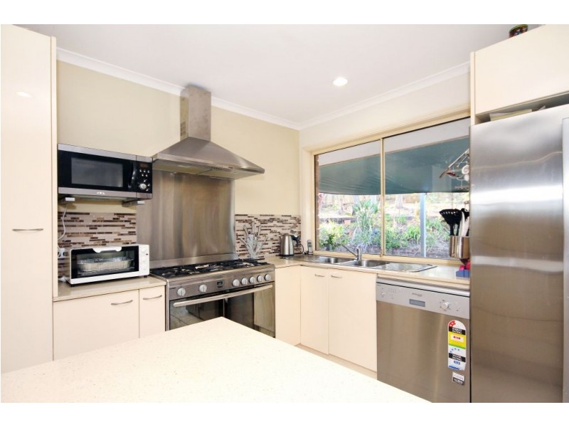 12 Haylett Court, Tallai QLD 4213