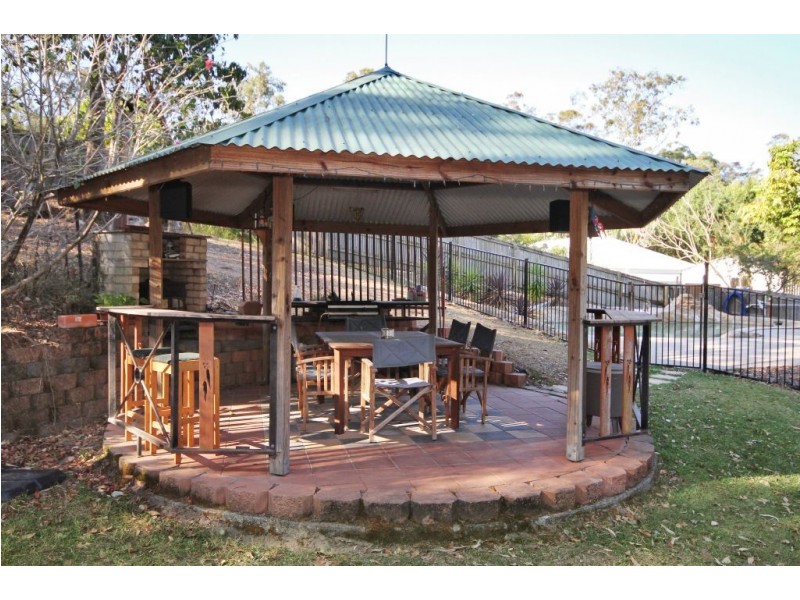 12 Haylett Court, Tallai QLD 4213