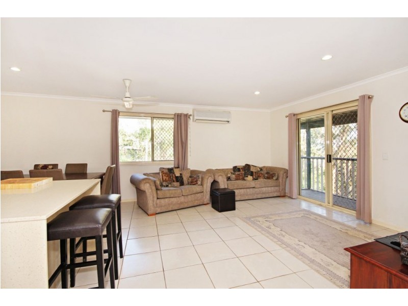 12 Haylett Court, Tallai QLD 4213