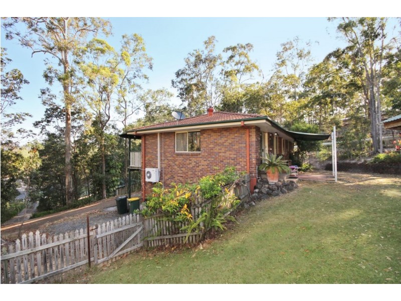 12 Haylett Court, Tallai QLD 4213
