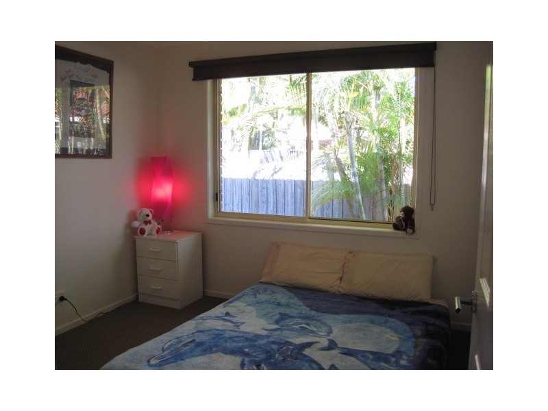 11 Gambier Crescent, Pacific Pines QLD 4211