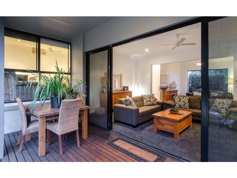 10 Coral Coast Drive, Tallai QLD 4213