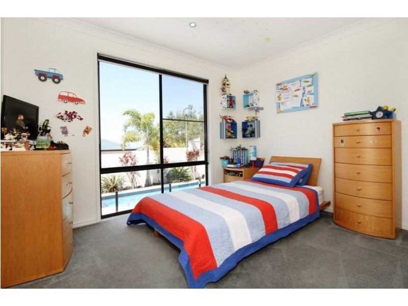 12 Marriott Way, Highland Park QLD 4211