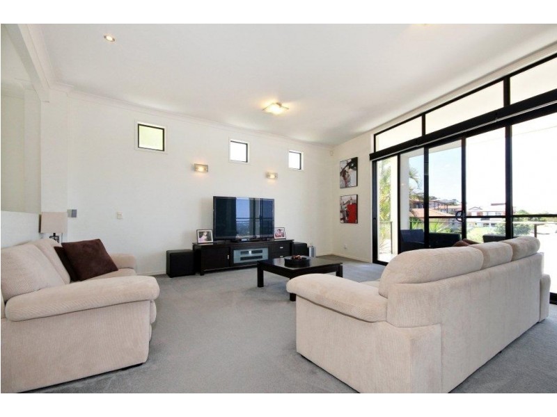 12 Marriott Way, Highland Park QLD 4211