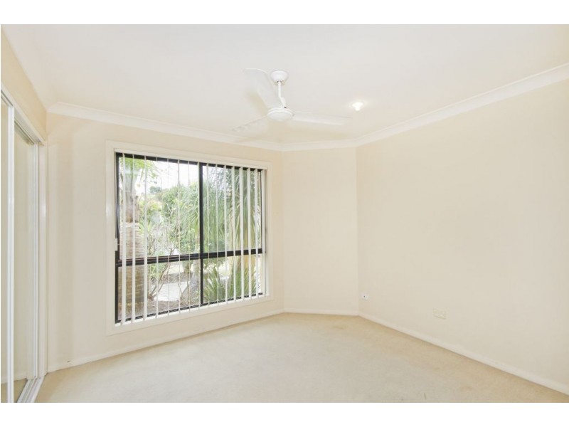 1 Leicester Terrace, Mudgeeraba QLD 4213