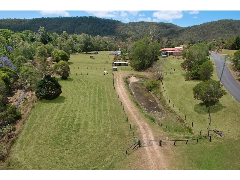 30 Barcoo Court, Clagiraba QLD 4211