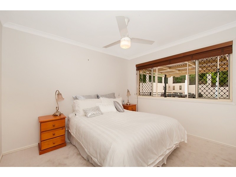 30 Barcoo Court, Clagiraba QLD 4211