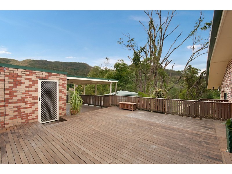 30 Barcoo Court, Clagiraba QLD 4211