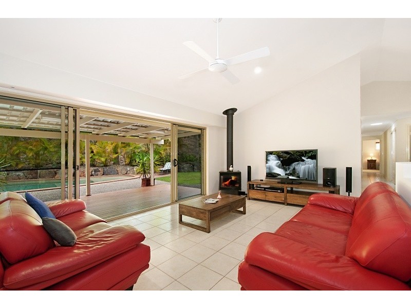41 Leyshon Ct, Bonogin QLD 4213