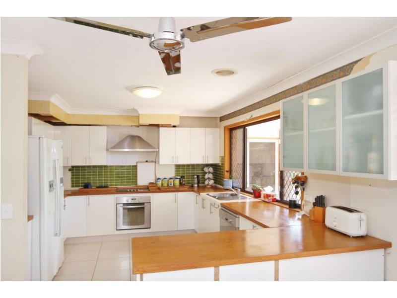 15 Narrabundah Street, Mudgeeraba QLD 4213