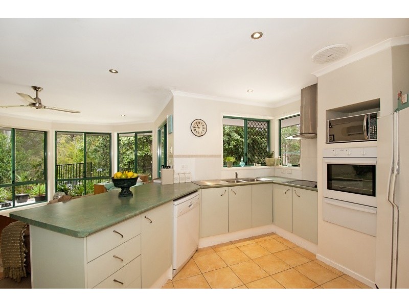 130 Gardenia Drive, Bonogin QLD 4213