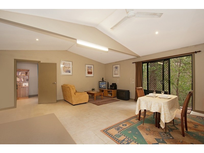 130 Gardenia Drive, Bonogin QLD 4213