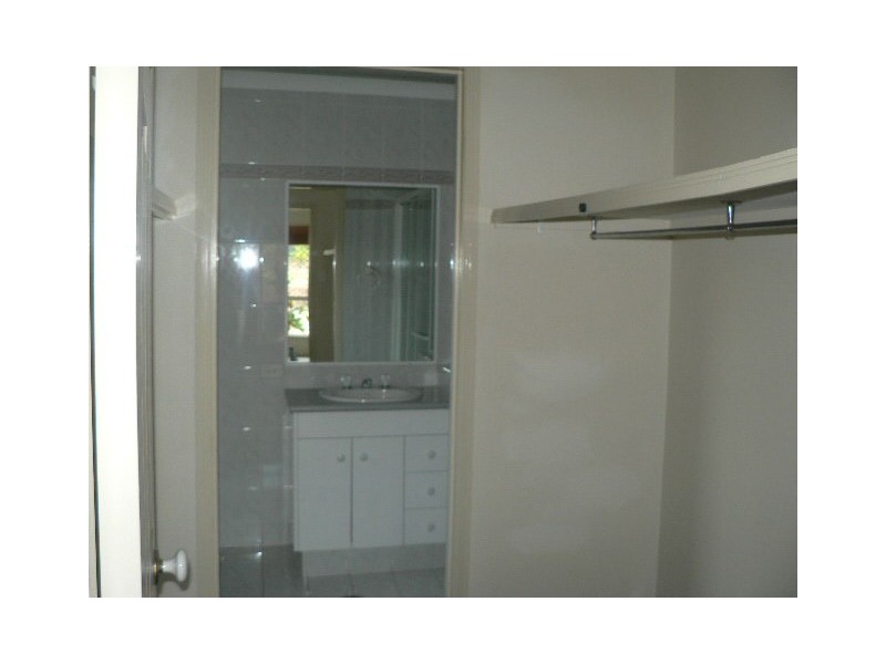 17 Rebbechi Court, Parkwood QLD 4214