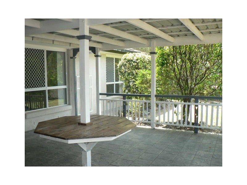 17 Rebbechi Court, Parkwood QLD 4214