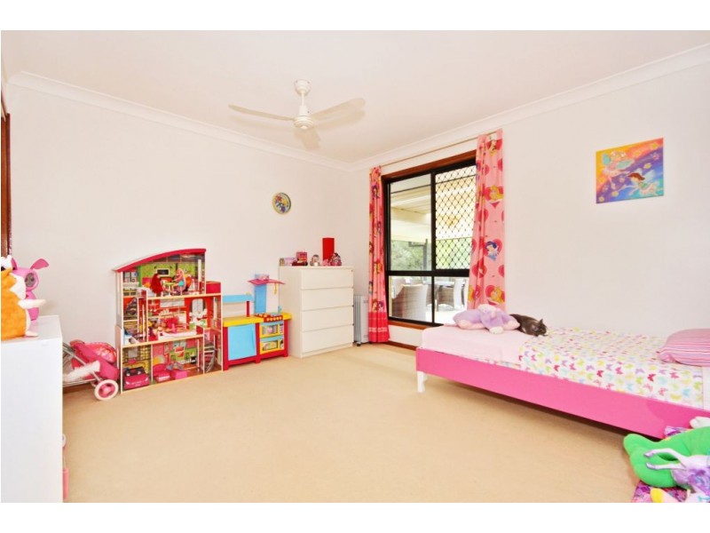 41-43 Parkmeadows Ct, Bonogin QLD 4213