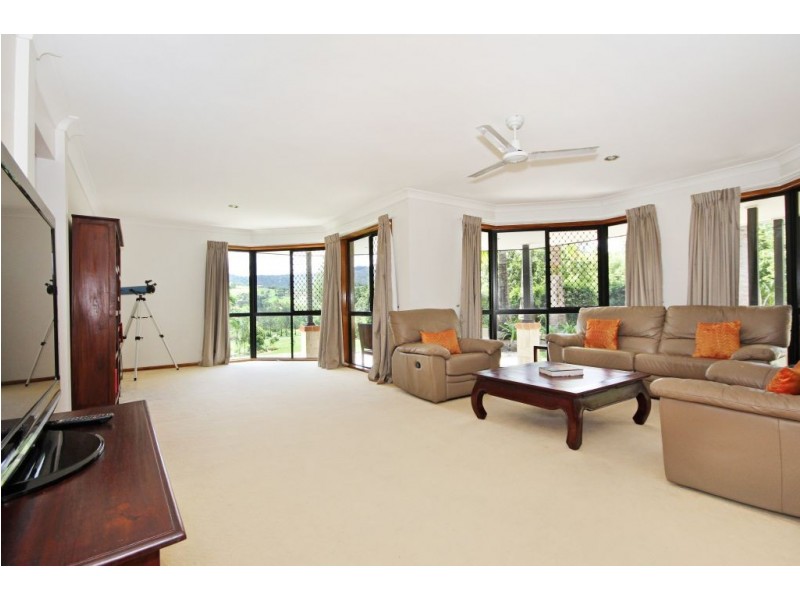 41-43 Parkmeadows Ct, Bonogin QLD 4213