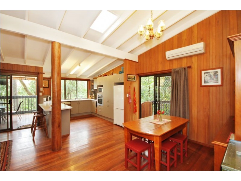 27 Cobai Drive, Mudgeeraba QLD 4213