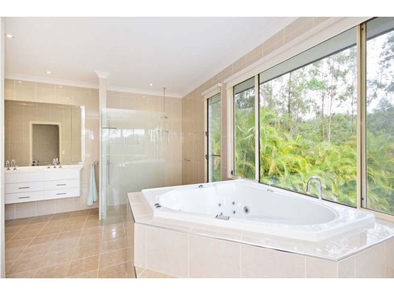 53 Aylesham Drive, Bonogin QLD 4213