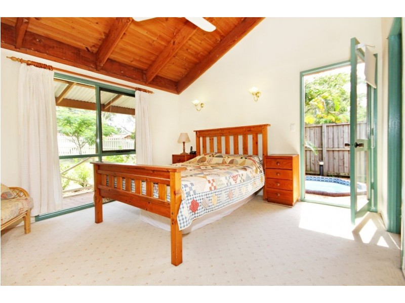 1 Cardinal Ct, Mudgeeraba QLD 4213