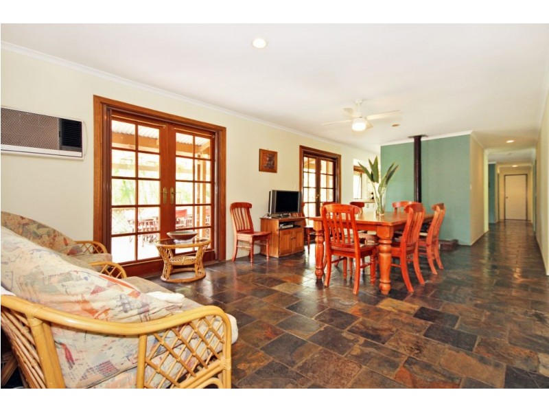 1 Cardinal Ct, Mudgeeraba QLD 4213