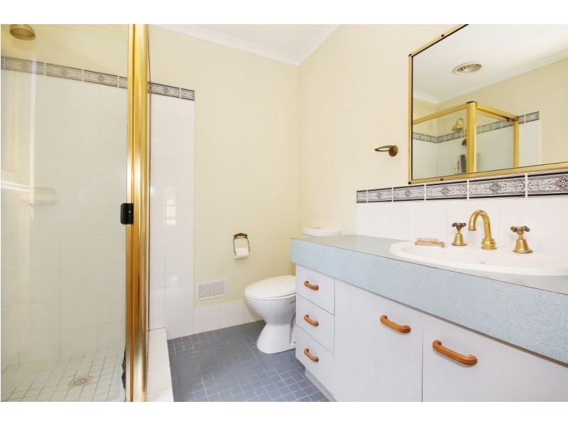 1 Cardinal Ct, Mudgeeraba QLD 4213