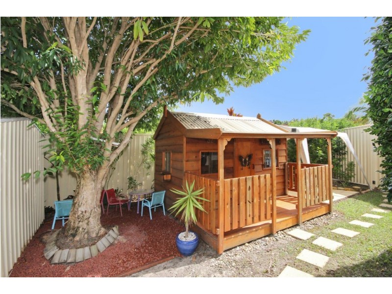 32 Wiltshire Drive, Mudgeeraba QLD 4213