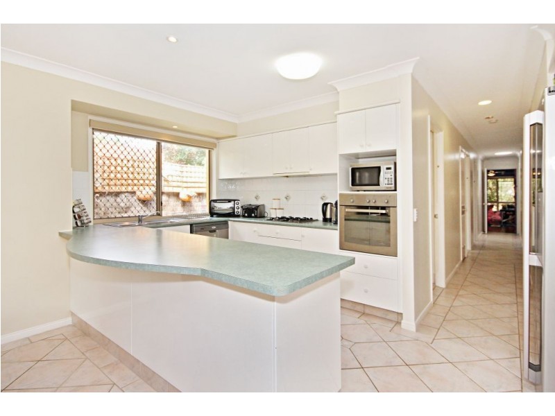 32 Wiltshire Drive, Mudgeeraba QLD 4213