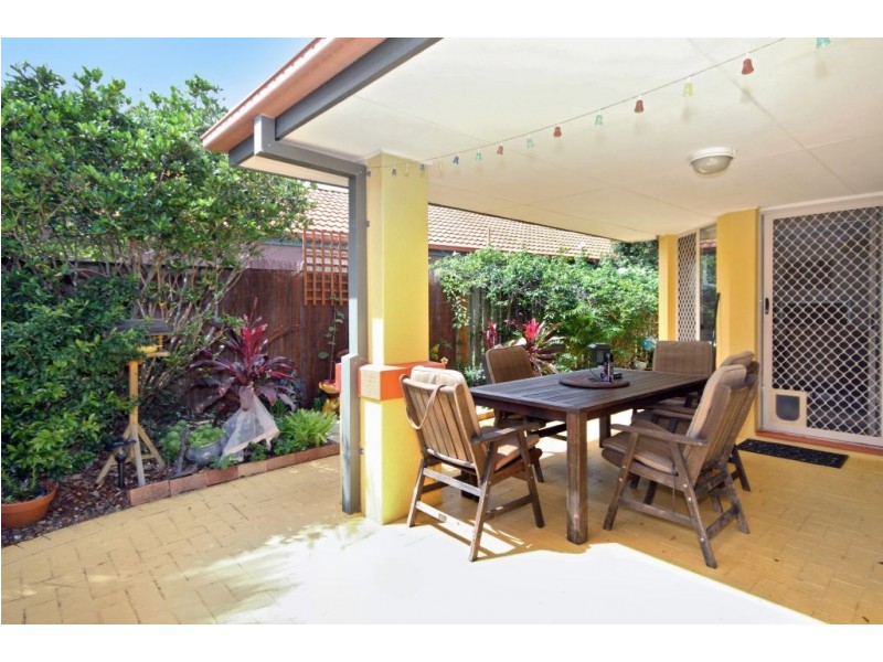 32 Wiltshire Drive, Mudgeeraba QLD 4213