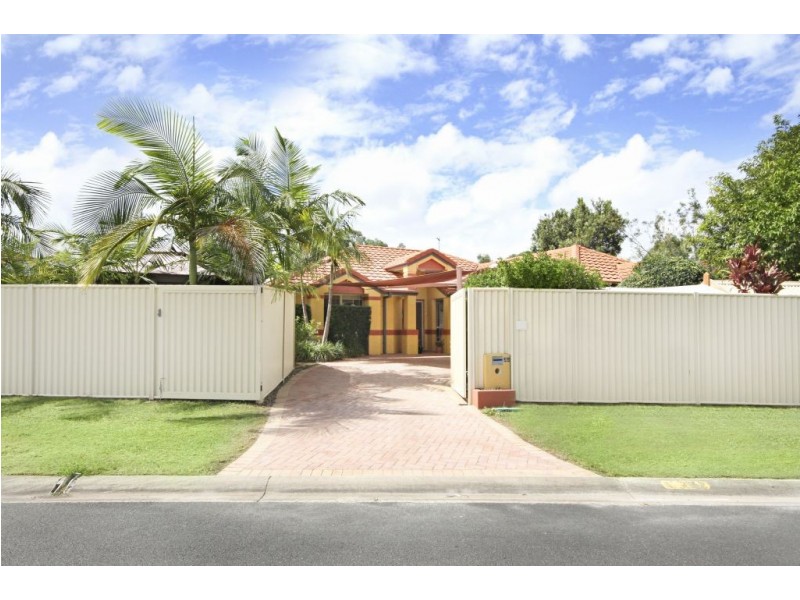 32 Wiltshire Drive, Mudgeeraba QLD 4213