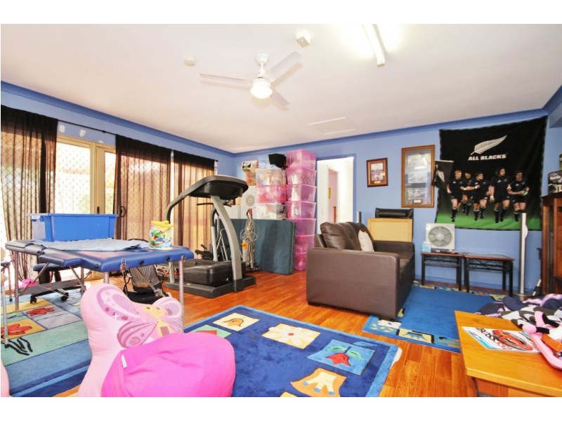 32 Wiltshire Drive, Mudgeeraba QLD 4213